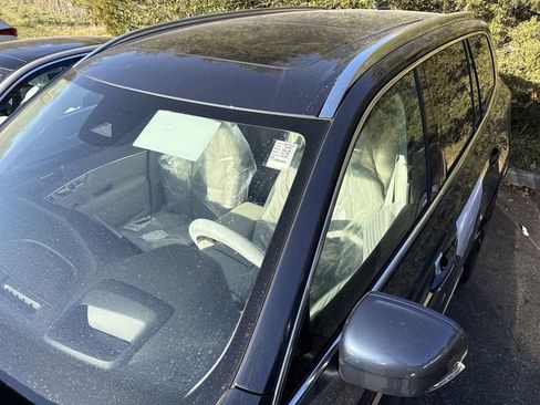 New 2026 Volvo XC90 B6 Ultra w/ Protection Package Premier image 3