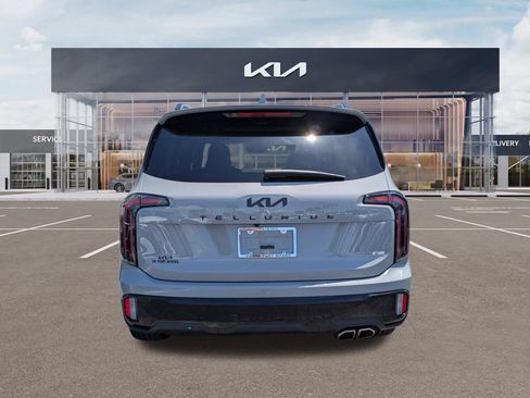 Certified 2025 Kia Telluride SX Prestige X-Line AWD/4WD image 5