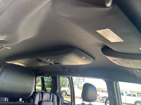 Used 2019 Dodge Grand Caravan GT FWD image 25