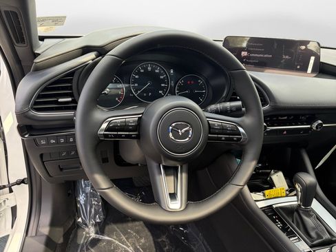 New 2026 MAZDA MAZDA3 Hatchback w/Premium Plus Pkg AWD/4WD image 10
