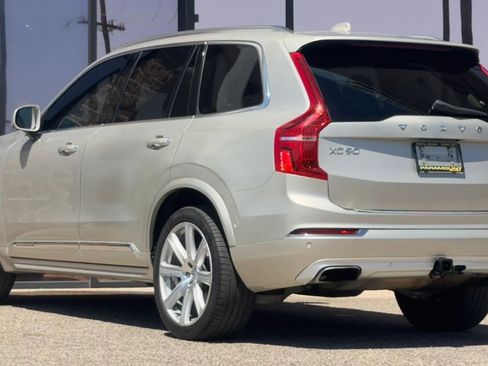 Used 2017 Volvo XC90 T6 Inscription w/ Vision Package image 11