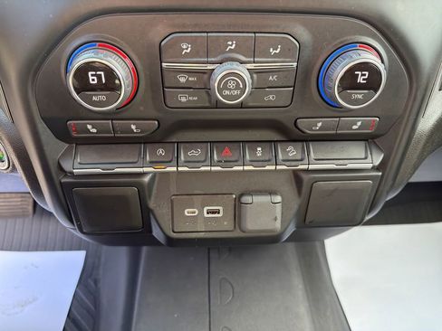Used 2022 Chevrolet Silverado 1500 RST image 17