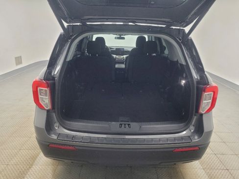 Used 2022 Ford Explorer XLT image 29