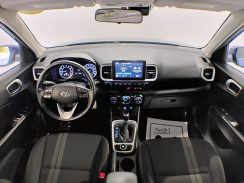 Used 2021 Hyundai Venue SEL FWD image 21