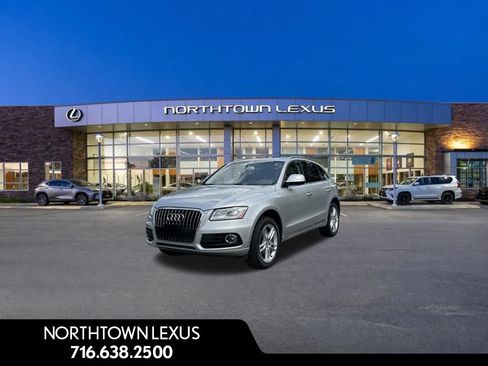 Used 2017 Audi Q5 2.0T Premium Plus w/ Technology Package AWD/4WD image 1