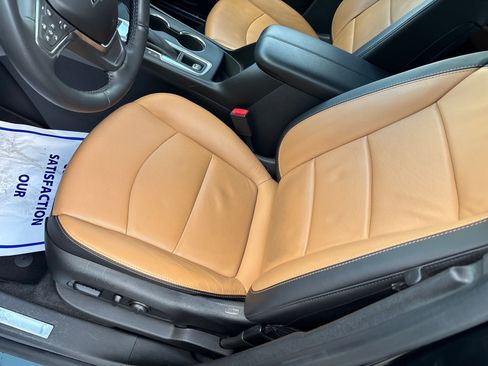 Used 2018 Chevrolet Equinox Premier AWD/4WD image 5