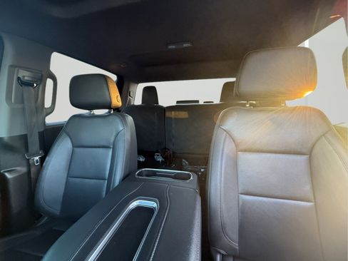 Certified 2022 Chevrolet Silverado 1500 LTZ w/ Z71 Off-Road Package image 12