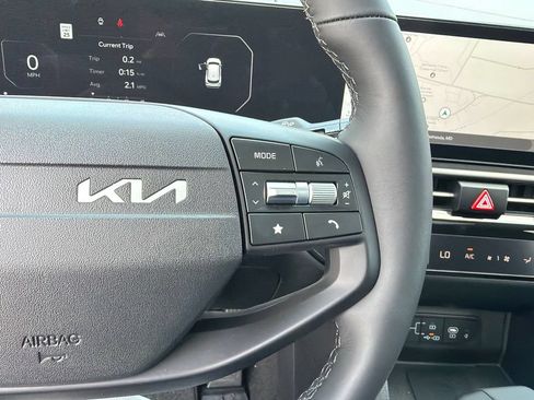 New 2026 Kia Sportage SX FWD image 25