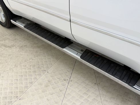 Used 2017 Chevrolet Tahoe LT w/ LT Signature Package image 28