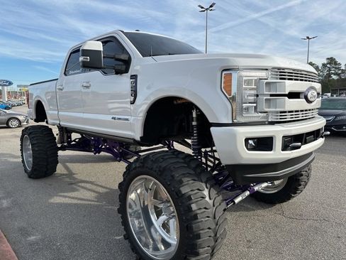 Used 2018 Ford F250 Limited w/ FX4 Off-Road Package image 8
