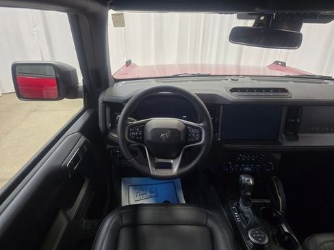 New 2025 Ford Bronco Badlands image 4