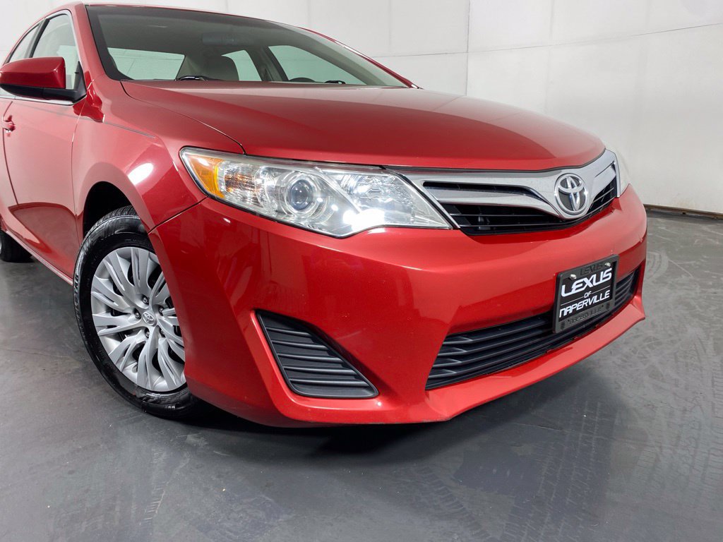 Used 2013 Toyota Camry LE FWD image 4