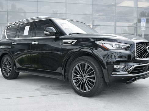 Used 2024 INFINITI QX80 Sensory image 3