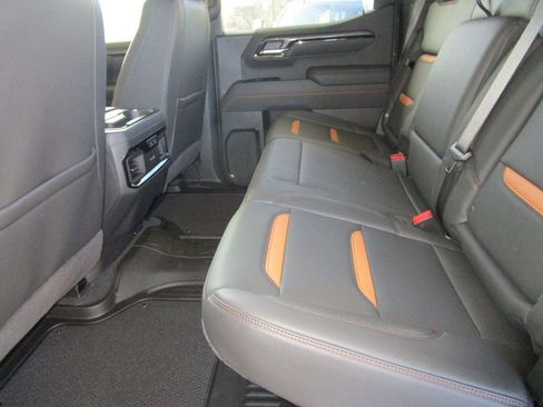 New 2026 GMC Sierra 1500 AT4 w/ AT4 Premium Package image 21