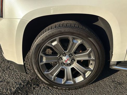 Used 2016 GMC Yukon Denali w/ Open Road Package image 30