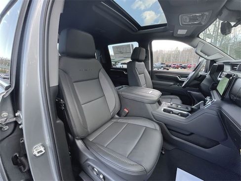 New 2026 GMC Sierra 3500 Denali w/ Technology Package image 29