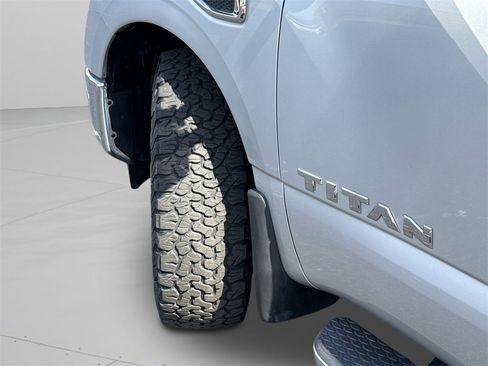 Certified 2017 Nissan Titan SV image 49