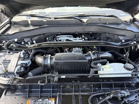 Used 2025 Ford Explorer ST AWD/4WD image 26