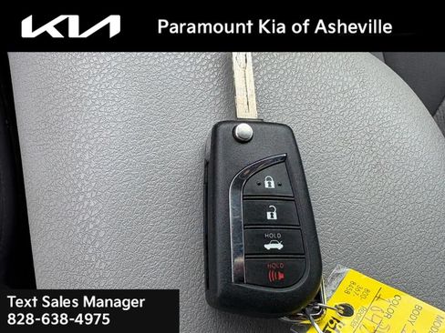 Used 2023 Toyota Camry LE AWD/4WD image 27