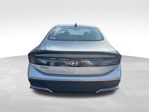 New 2026 Hyundai Sonata Blue FWD image 4