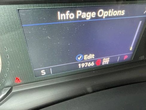 Used 2022 Cadillac XT6 Premium Luxury AWD/4WD image 14