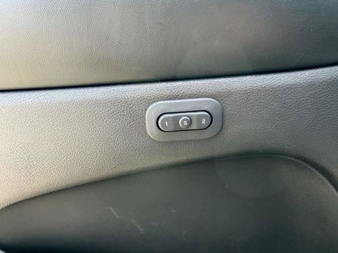 Used 2018 Jeep Grand Cherokee Limited AWD/4WD image 13