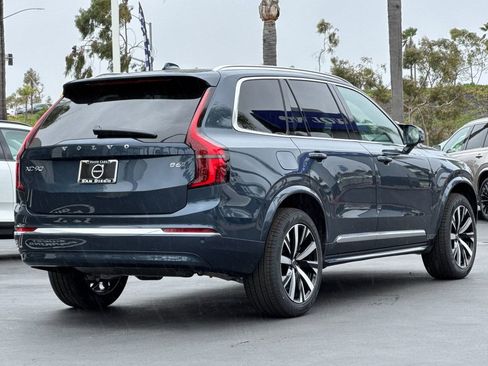 New 2026 Volvo XC90 B6 Core image 5