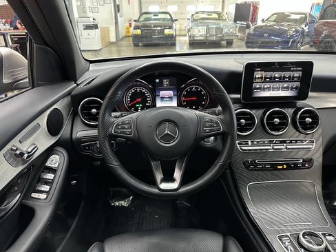 Used 2019 Mercedes-Benz GLC 300 GLC 300 4MATIC AWD 4dr SUV w/ Premium Package image 19