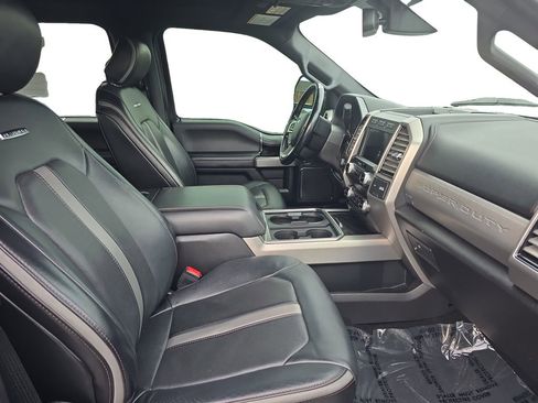 Used 2019 Ford F250 Platinum w/ Platinum Ultimate Package image 17