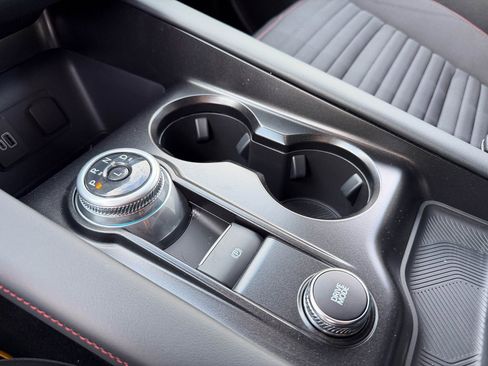 Used 2021 Ford F350 Lariat w/ Chrome Package image 24