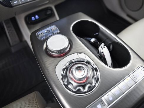 Used 2023 Genesis GV60 Performance image 23