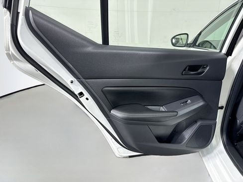 Used 2025 Nissan Altima 2.5 SV FWD image 26