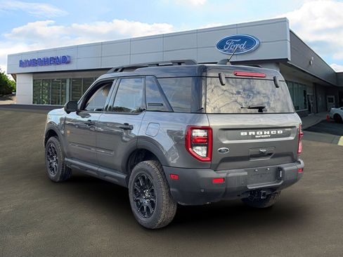 Used 2025 Ford Bronco Sport Badlands image 5