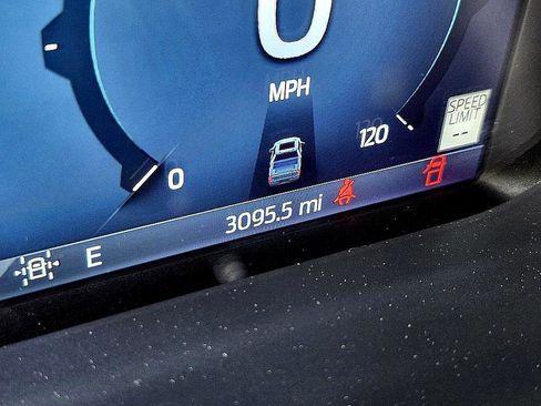 New 2024 Ford F150 XLT w/ Equipment Group 302A MID image 33