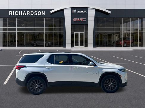 Used 2023 Chevrolet Traverse RS w/ LPO, Floor Liner Package AWD/4WD image 7