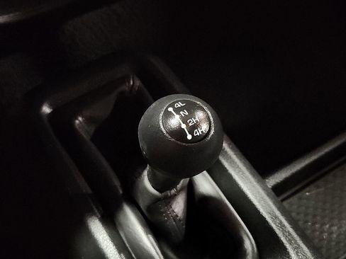 Used 2022 RAM 2500 Tradesman AWD/4WD image 43