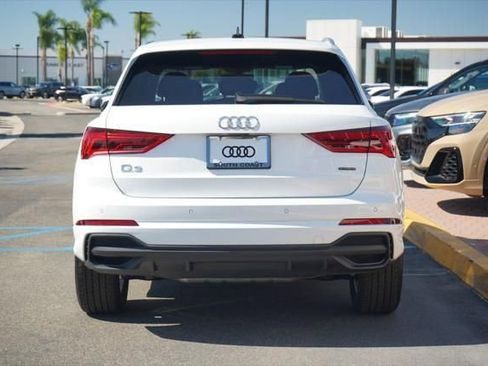 New 2025 Audi Q3 2.0T Premium image 4