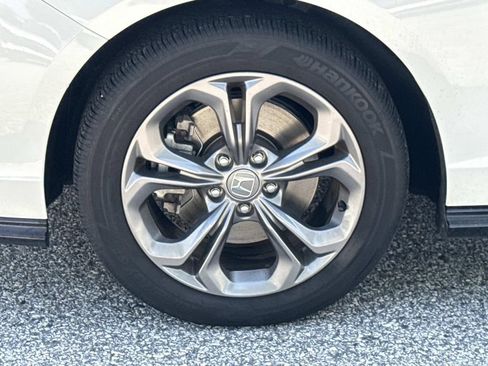 Used 2023 Honda Accord EX-L image 29