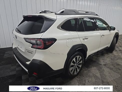 Used 2024 Subaru Outback Touring image 10