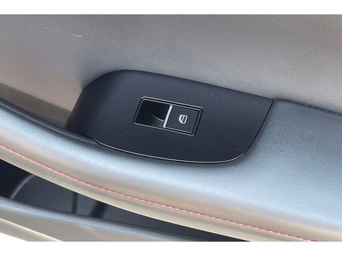 Certified 2025 MAZDA MAZDA3 Carbon AWD/4WD image 23