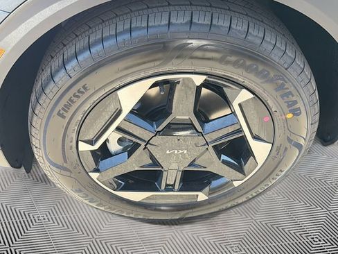 New 2027 Kia Sportage S FWD image 30