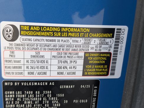 Used 2025 Volkswagen ID. Buzz Pro S Plus RWD image 43