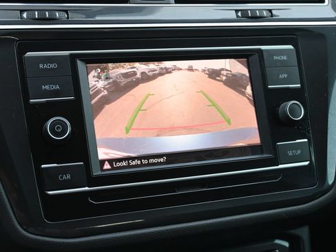 Used 2019 Volkswagen Tiguan S AWD/4WD image 13