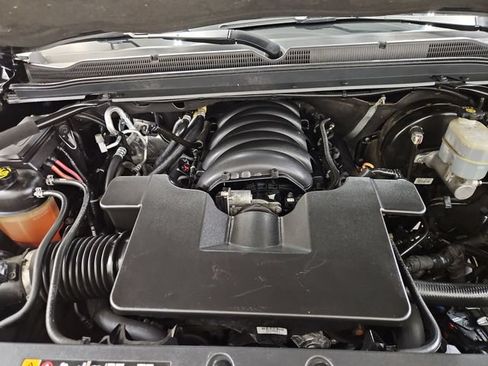 Used 2020 Chevrolet Suburban Premier AWD/4WD image 61
