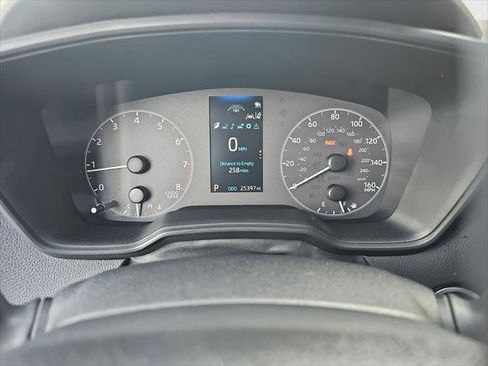 Certified 2025 Toyota Corolla LE w/ Convenience Package image 10