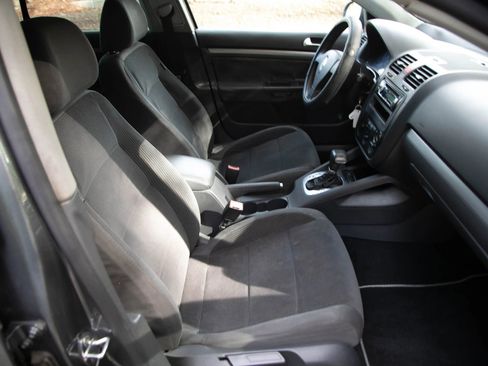 Used 2008 Volkswagen Jetta S FWD image 25
