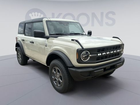 New 2026 Ford Bronco Big Bend AWD/4WD image 2