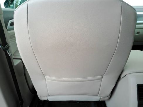 Used 2021 Volkswagen Atlas SE w/ Panoramic Sunroof Package FWD image 30