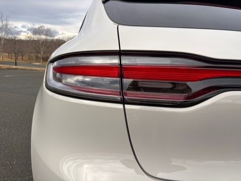 Certified 2026 Porsche Macan AWD/4WD image 14