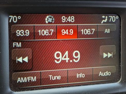 Used 2017 Dodge Durango SXT w/ 3rd Row Seating Group RWD image 8